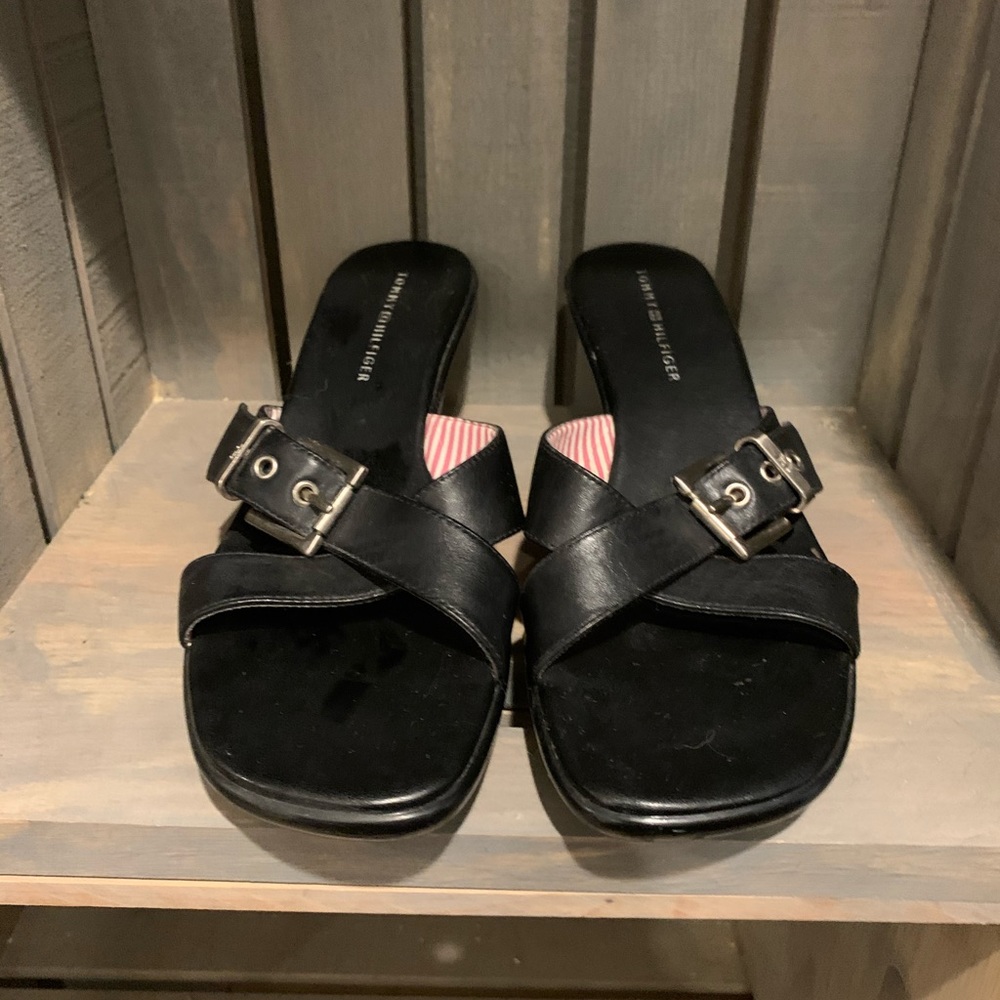 Low heel slide ons